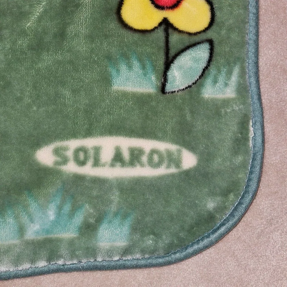 Solaron Green Teddy Bear Blanket Balloons Present Duck Flowers Music Notes 42x53